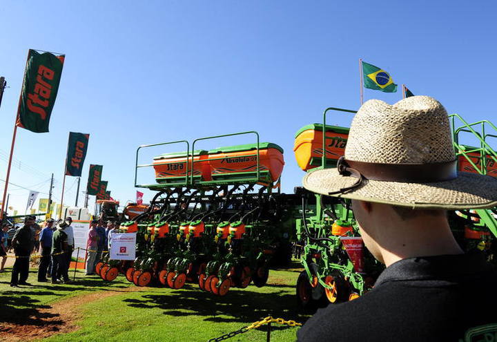 Expodireto Cotrijal contabiliza R$ 122 milhões em negócios nos três primeiros dias no Rio Grande do Sul