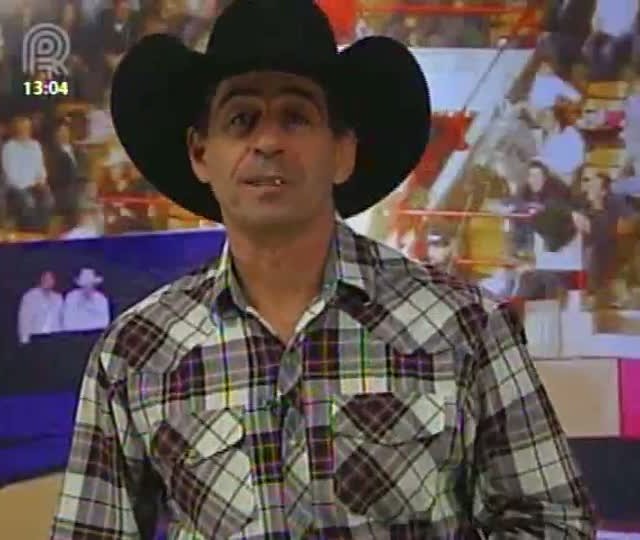 Programa Arena mostra o rodeio de Tampa na Flórida