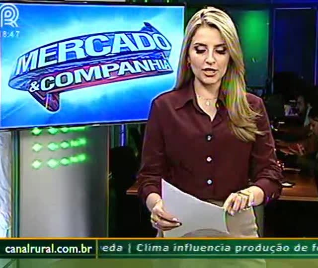 Aumento na produção derruba os preços do leite