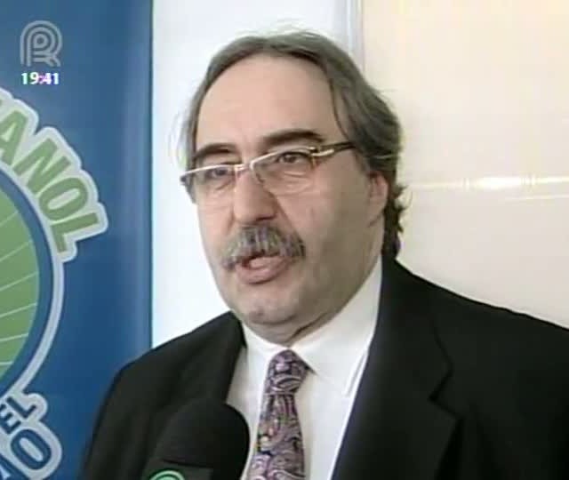 Indústria de cana-de-açúcar lança em SP campanha para incentivo ao consumo do etanol