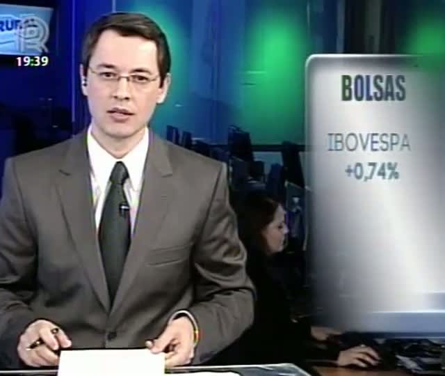 Fechamento do mercado em 15/02/2012