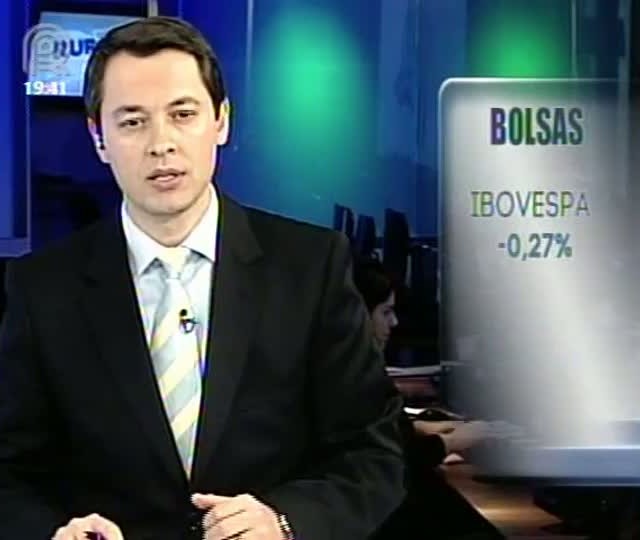 Fechamento do mercado em 13/08/2012
