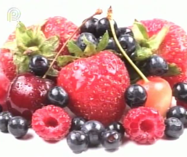 Conheça os benefícios do consumo de frutas vermelhas