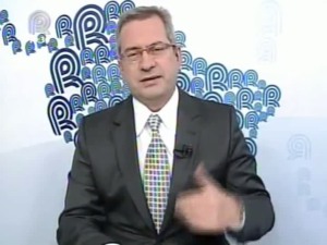 Leones Alves de Almeida apoio