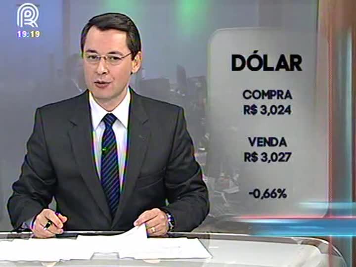 Entenda o sobe e desce do dólar