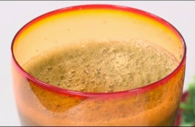 Receita: suco detox com carvão ajuda a emagrecer