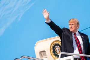 Trump ameaça impor tarifa de 100% à Rússia se não houver cessar-fogo em 50 dias na guerra contra a Ucrânia