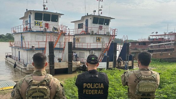 PF desarticula organização criminosa de contrabando de combustível no Pantanal