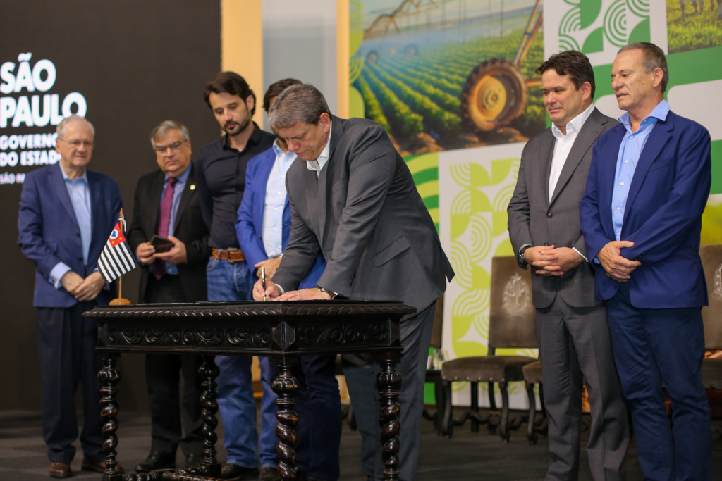 SP Agro: Anúncio de crédito Irriga + SP SP Agro: Anúncio de crédito Irriga + SP