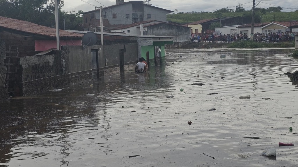 chuva, bahia, estragos, itambé, precipitação