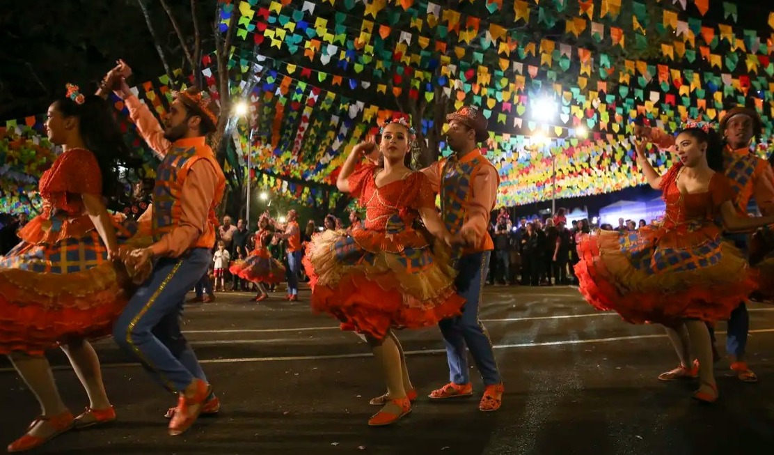 FESTA JUNINA NO BRASIL