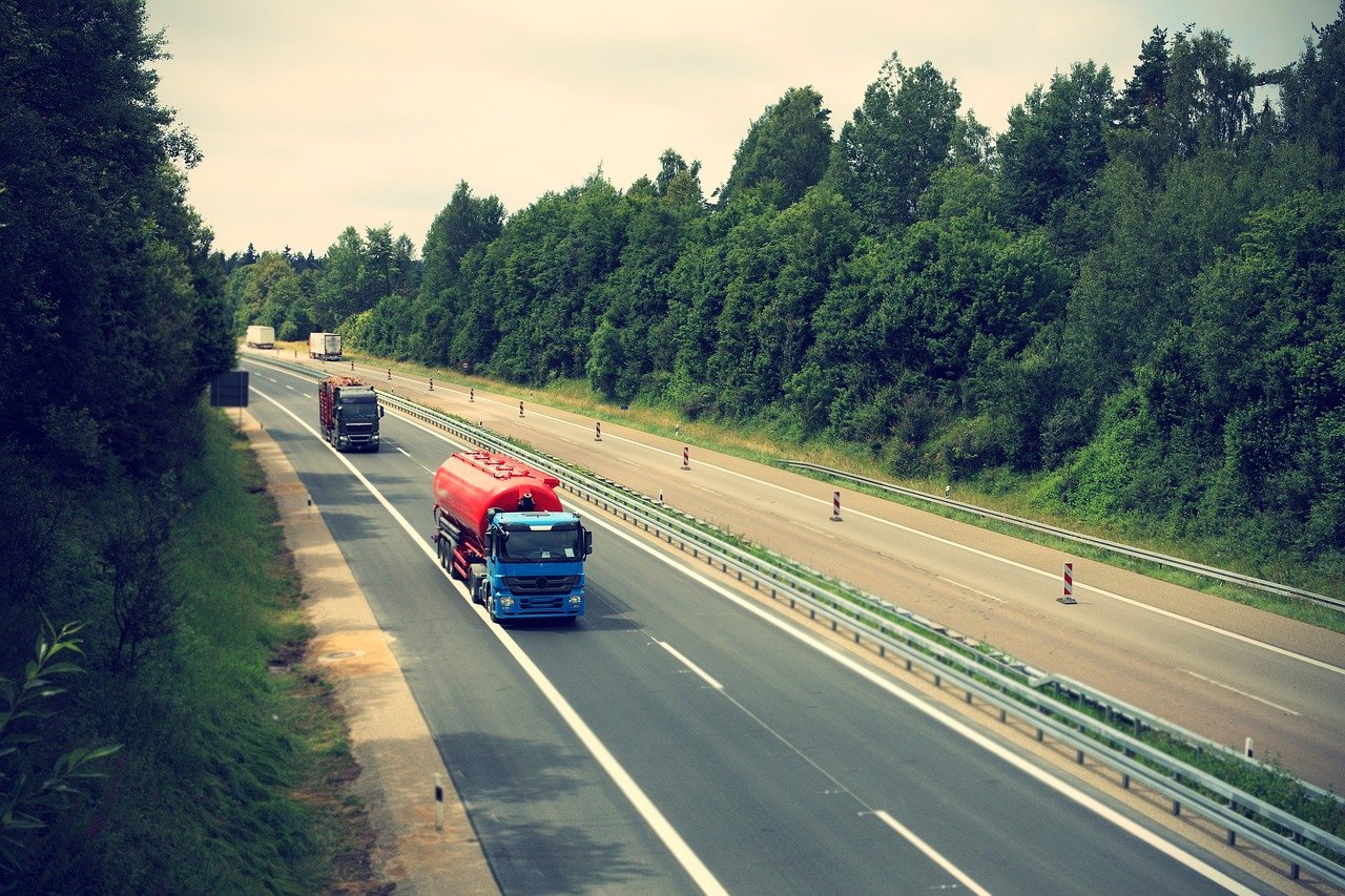 Diesel comum fica mais caro, mas S-10 segue em queda