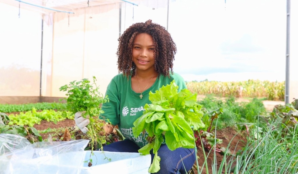 Ana Beatriz, jovem aprendiz da Fazenda Modelo Paulo Mizote em Barreiras, no Oeste da Bahia