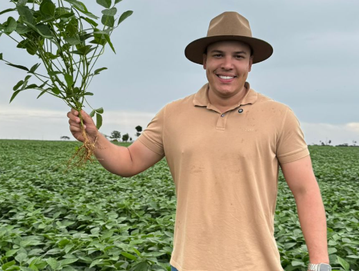 ‘O agro não é apenas lavoura: é gente, família e comunidade’, diz produtor de soja sul-mato-grossense ‘O agro não é apenas lavoura: é gente, família e comunidade’, diz produtor de soja sul-mato-grossense
