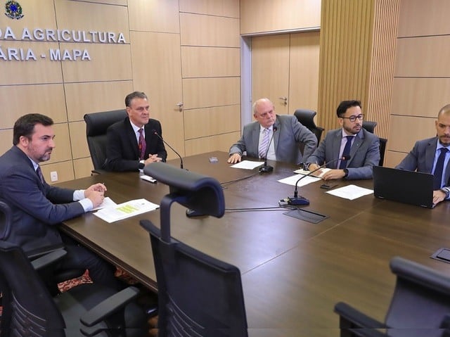 reunião entre Brasil e Angola
