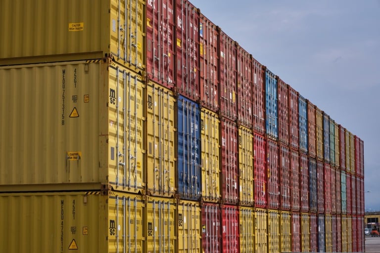 contêiner em porto para exportações