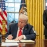 Donald Trump e Howard Lutnik, secretario de Comércio EUA