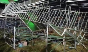arquibancada de rodeio desaba em Eldorado (SP)