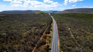 Rodovia federal, BR-242, corta Bahia e Mato Grosso, telefonia móvel