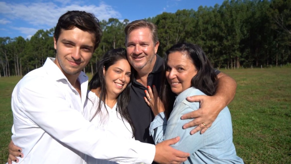 Avicultura familiar da Família Biglia transforma rotina de família em SP | Canal Rural