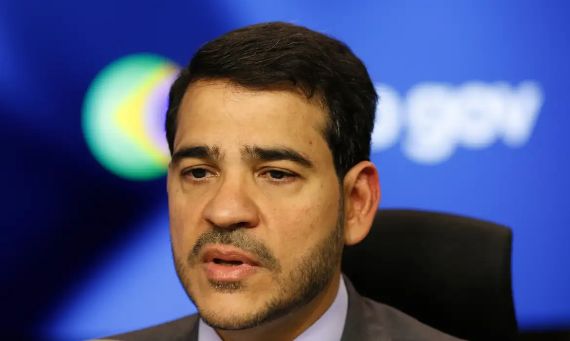 ministro da AGU Jorge Messias