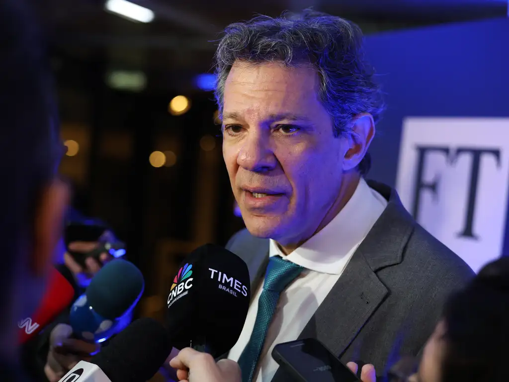 Haddad diz que comércio entre Brasil e EUA tende a cair ainda mais após tarifaço