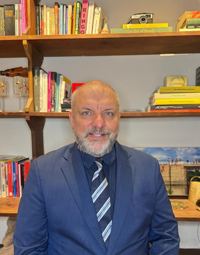 Pedro Loyola, colunista