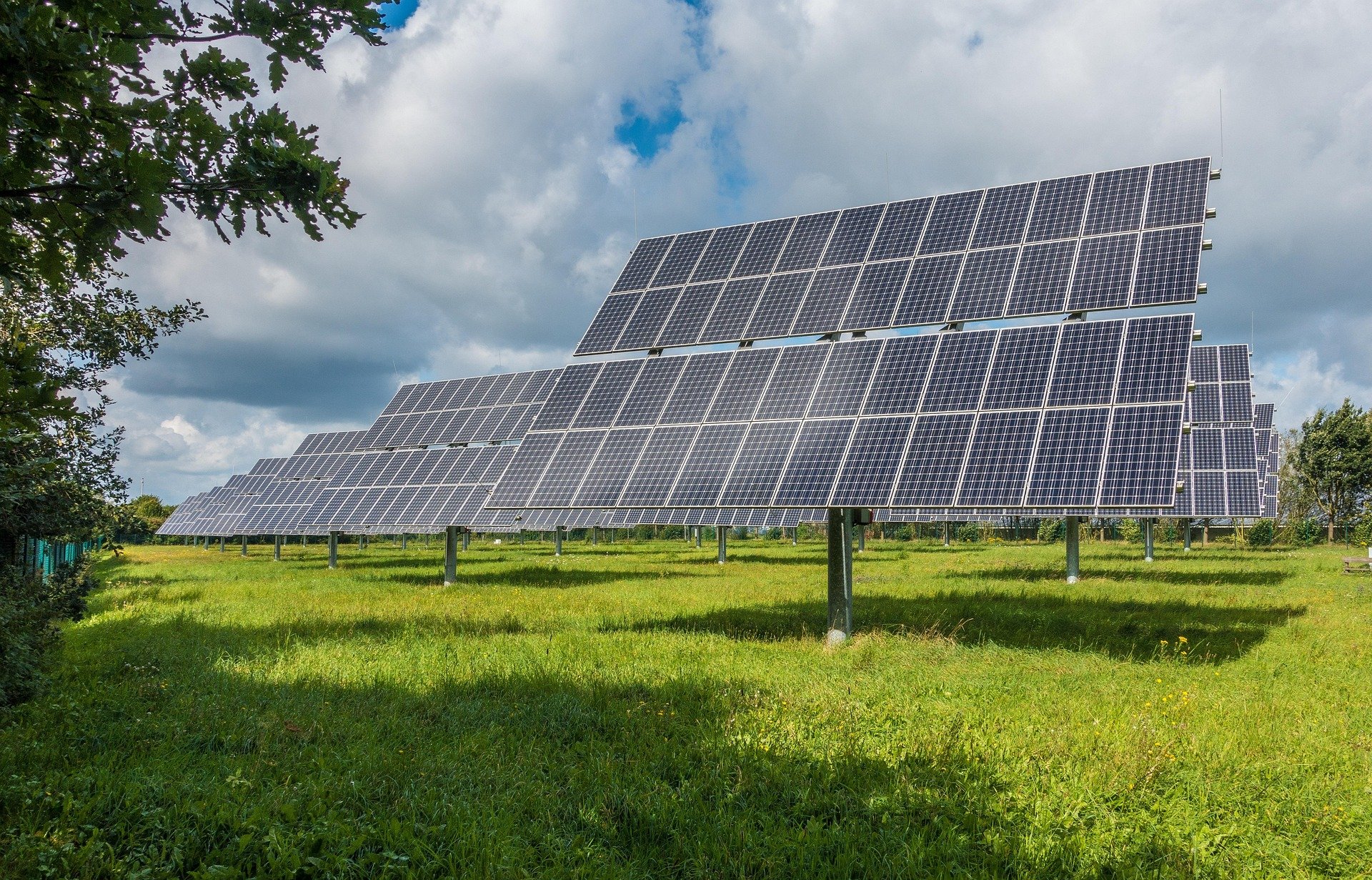 Incentivo à instalação de placas solares no campo é aprovado em Comissão