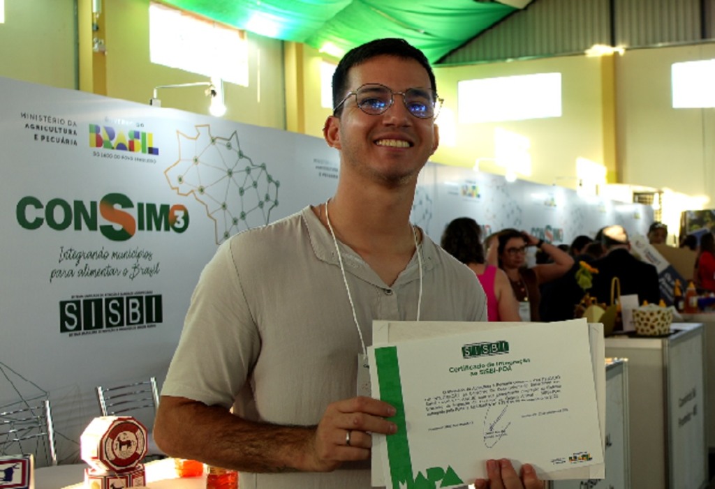 Samuel dos Santos Bezerra, apicultor paraibano, conquista o selo Sisb-Poa com apoio do Sebrae|PB. Foto: Fabiana Bertinelli 
