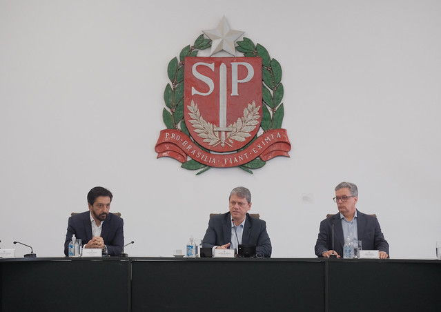 Governo de SP vai interditar bares suspeitos de vender bebidas com metanol