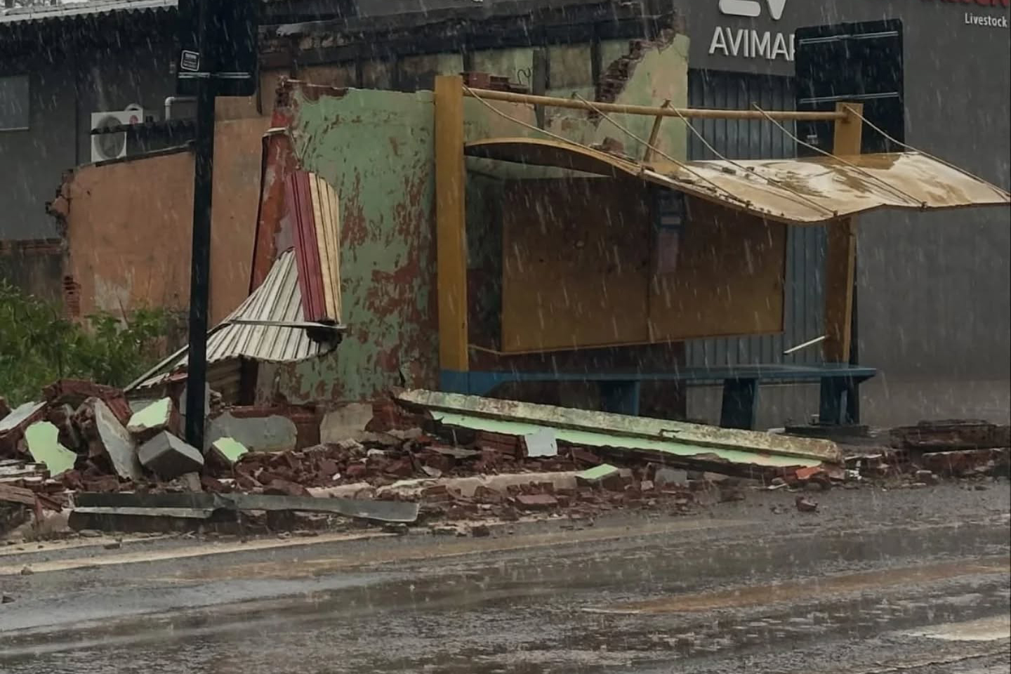 BRDE oferece linha de crédito a produtores e empresas impactados pelas chuvas