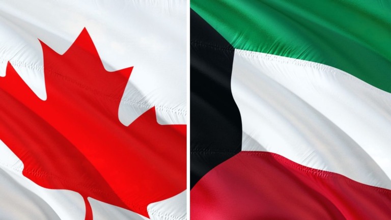 bandeiras do Canadá e dos Emirados Árabes