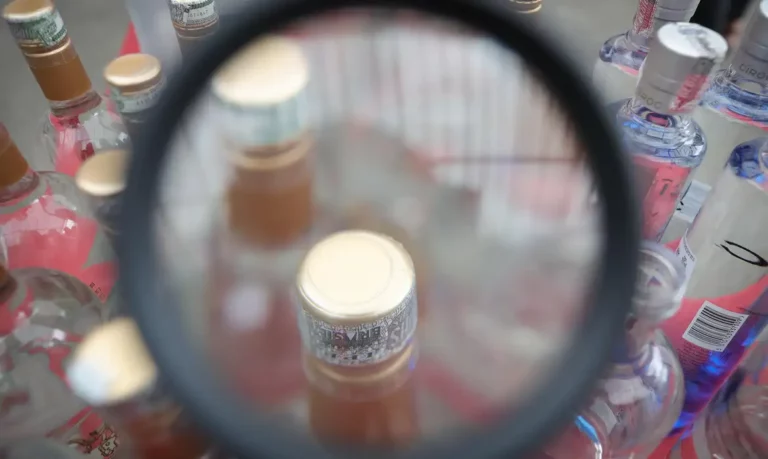 bebidas suspeitas de contaminação por metanol