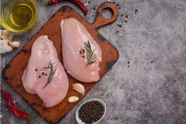 Demanda aquecida mantém preço do frango em alta na segunda quinzena de junho