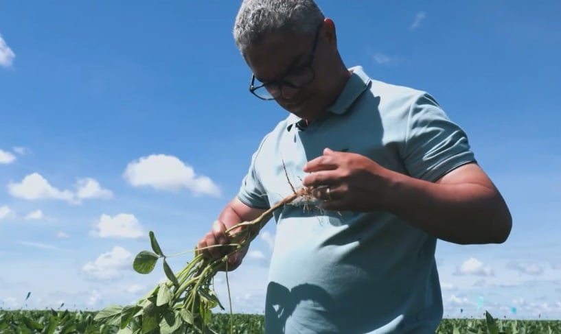 ‘A pesquisa vem do intuito de transformar o agro em algo sustentável’, diz sojicultor da BA