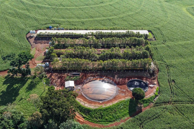 Usina de Biogás - produção de energia gerada a partir de dejetos de suínos - em Medianeira, região oeste do Paraná
