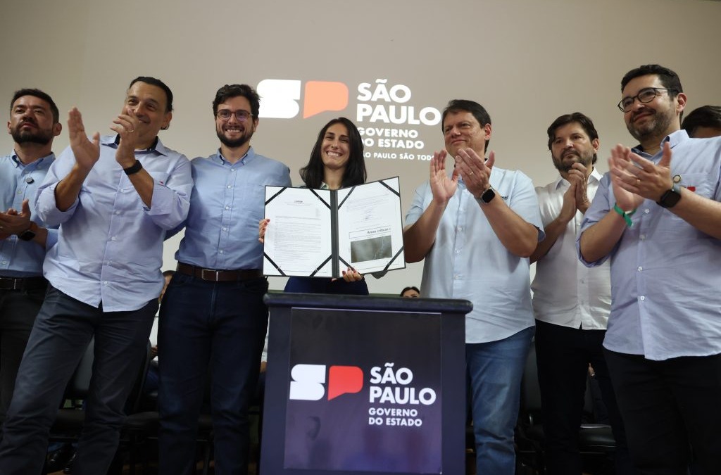 Tarcísio anuncia pacote de investimento no agro durante a Agrishow 2026 Tarcísio anuncia pacote de investimento no agro durante a Agrishow 2026