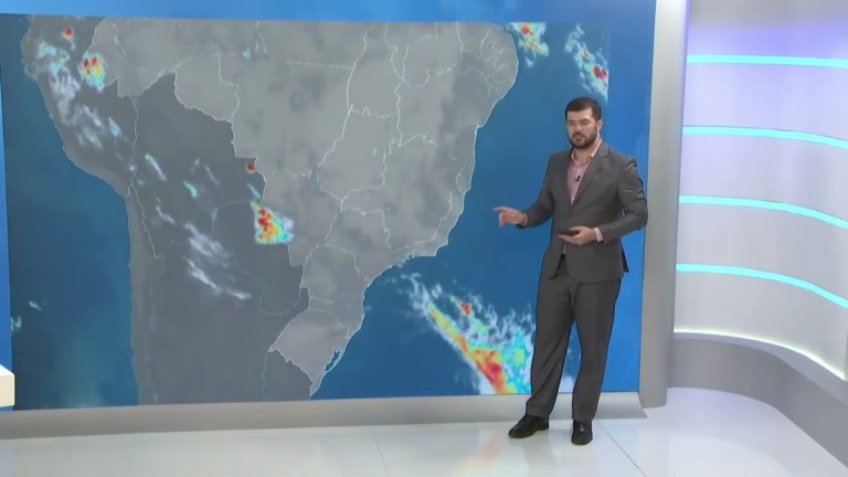 Rio Grande do Sul enfrenta temporais e chuvas intensas nesta sexta-feira