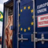 Veto da UE às carnes brasileiras pauta Fiap 2026. Exclusão do Brasil gera impacto e debate sobre regras sanitárias e comércio no Mercosul