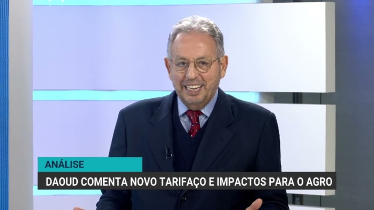 Lula critica tarifas dos EUA e defende soberania do Brasil