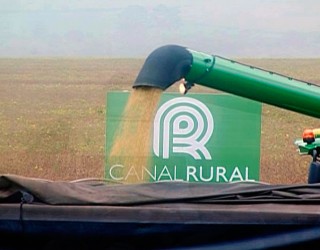 Colheita simbólica da safra de soja 2015/2016 (Canal Rural/Reprodução)