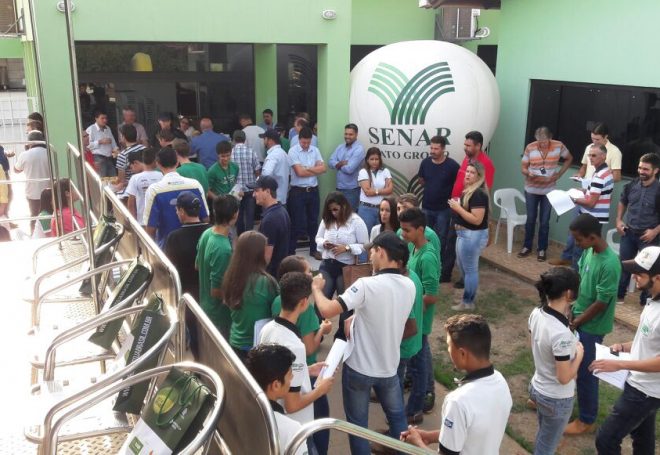 Palestras da Caravana Soja Brasil reúne jovens em Querência (MT)