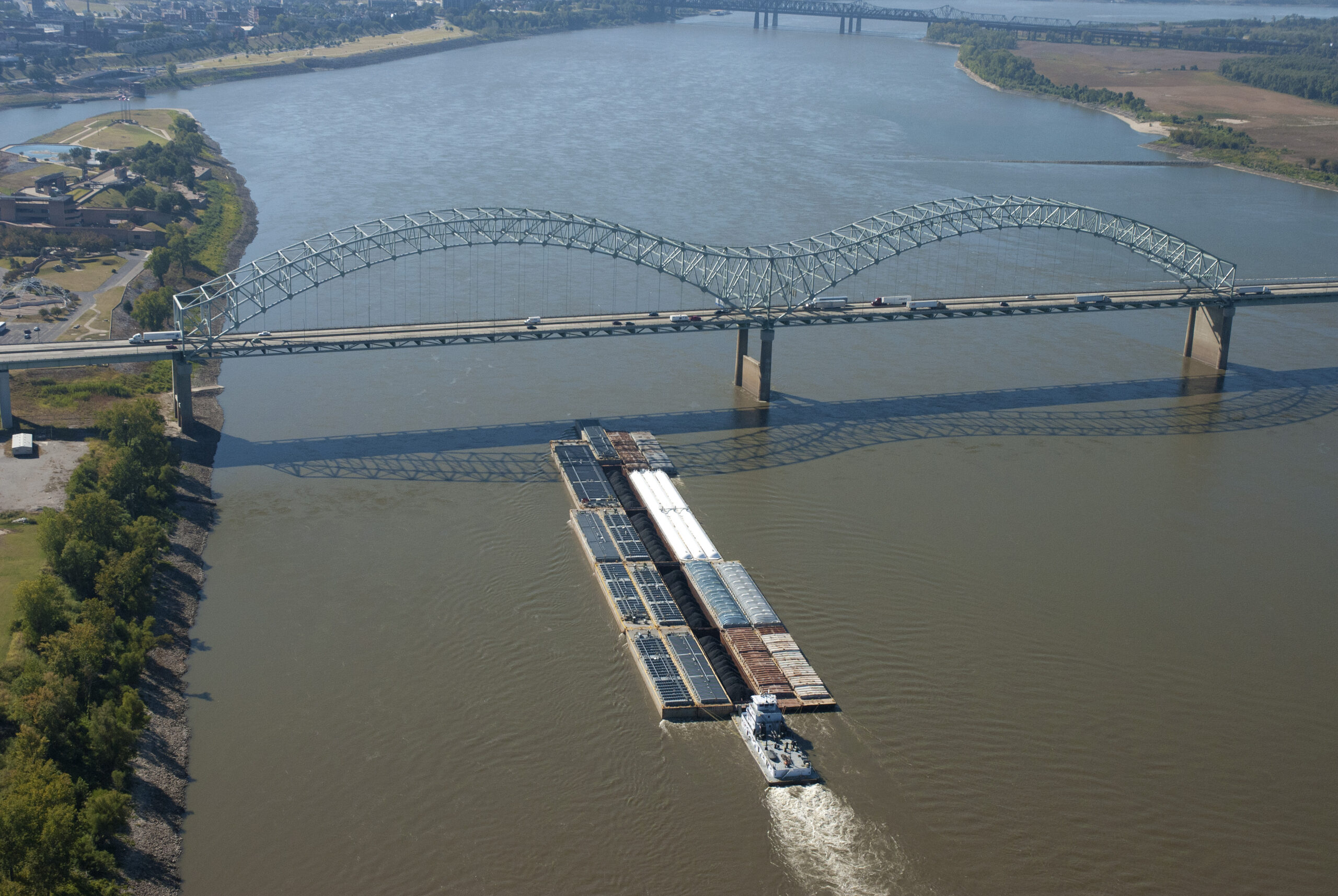 Rachadura ponte do rio Mississipi