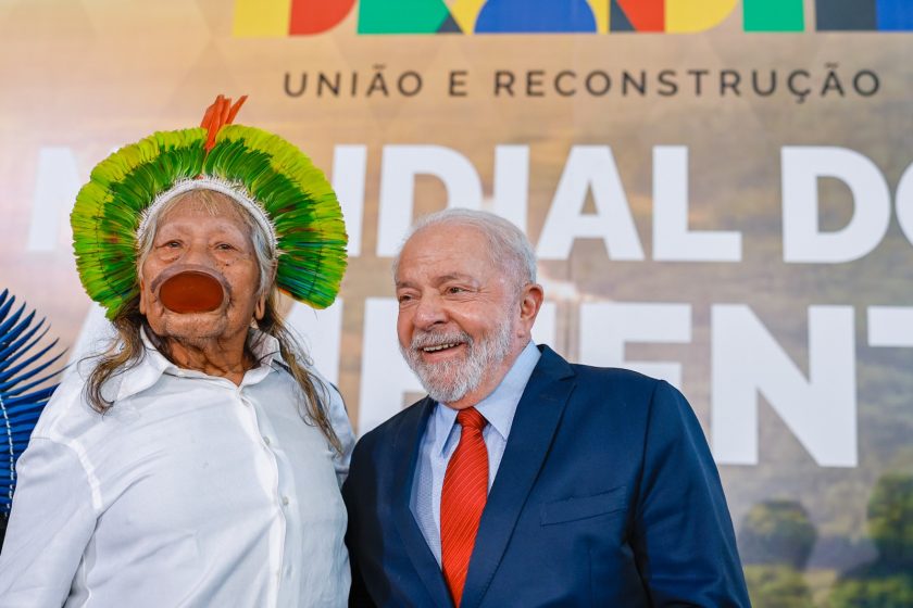 Lula defiende la demarcación de tierras indígenas