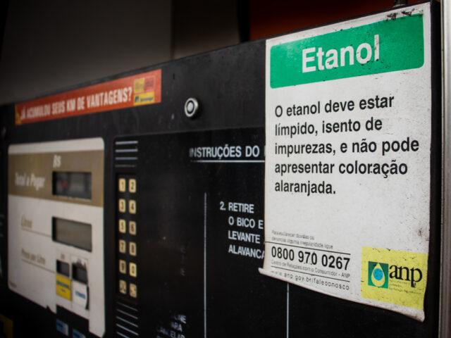 etanol combustível posto