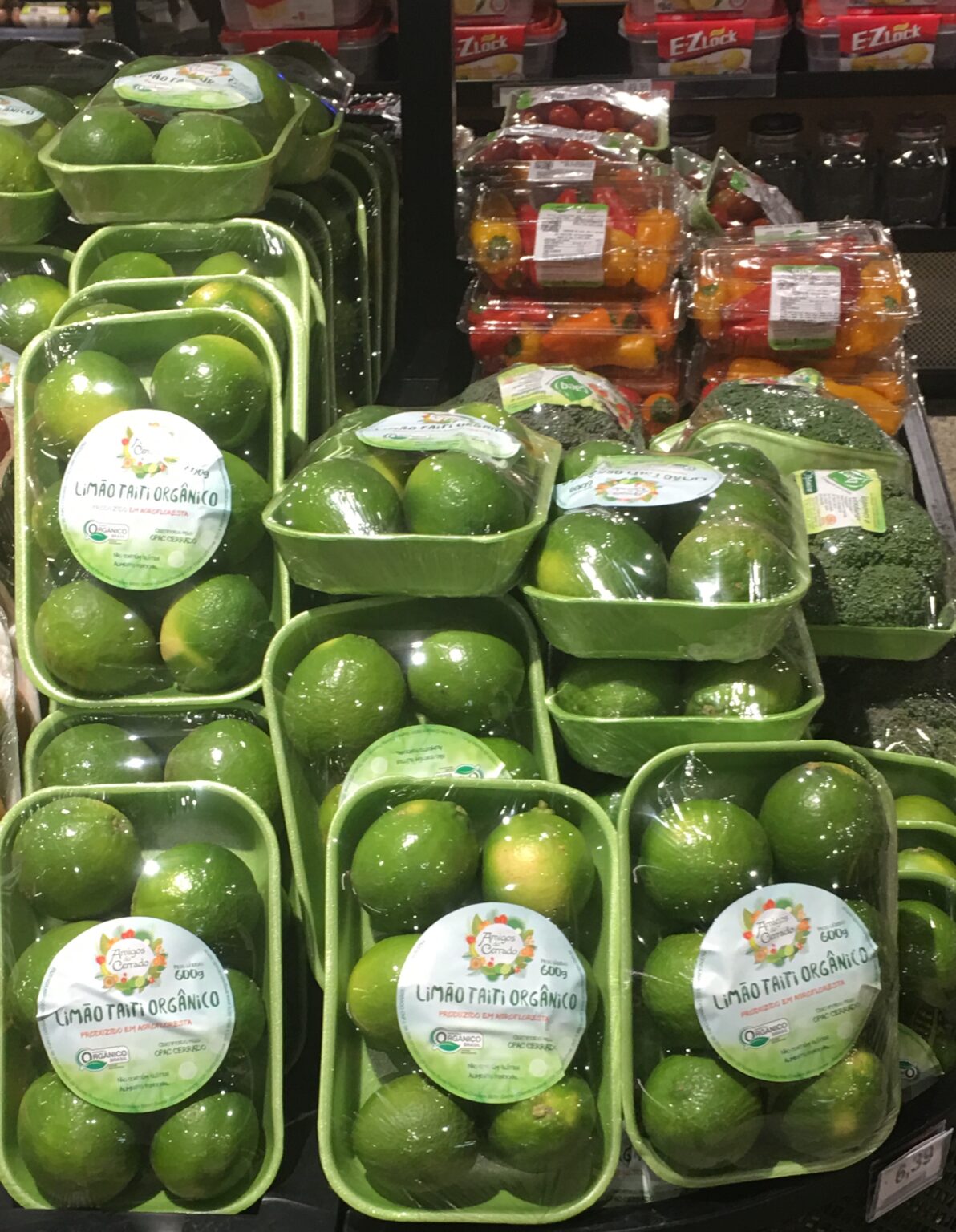Uma das maneiras mais confiáveis de conferir se um produto oferecido no mercado é mesmo orgânico é a certificação Uma das maneiras mais confiáveis de conferir se um produto oferecido no mercado é mesmo orgânico é a certificação