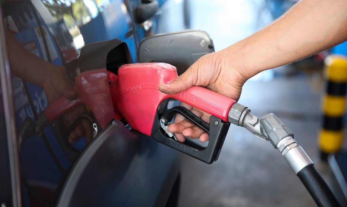 Alíquota única de ICMS para gasolina e etanol passa a valer a partir de hoje
