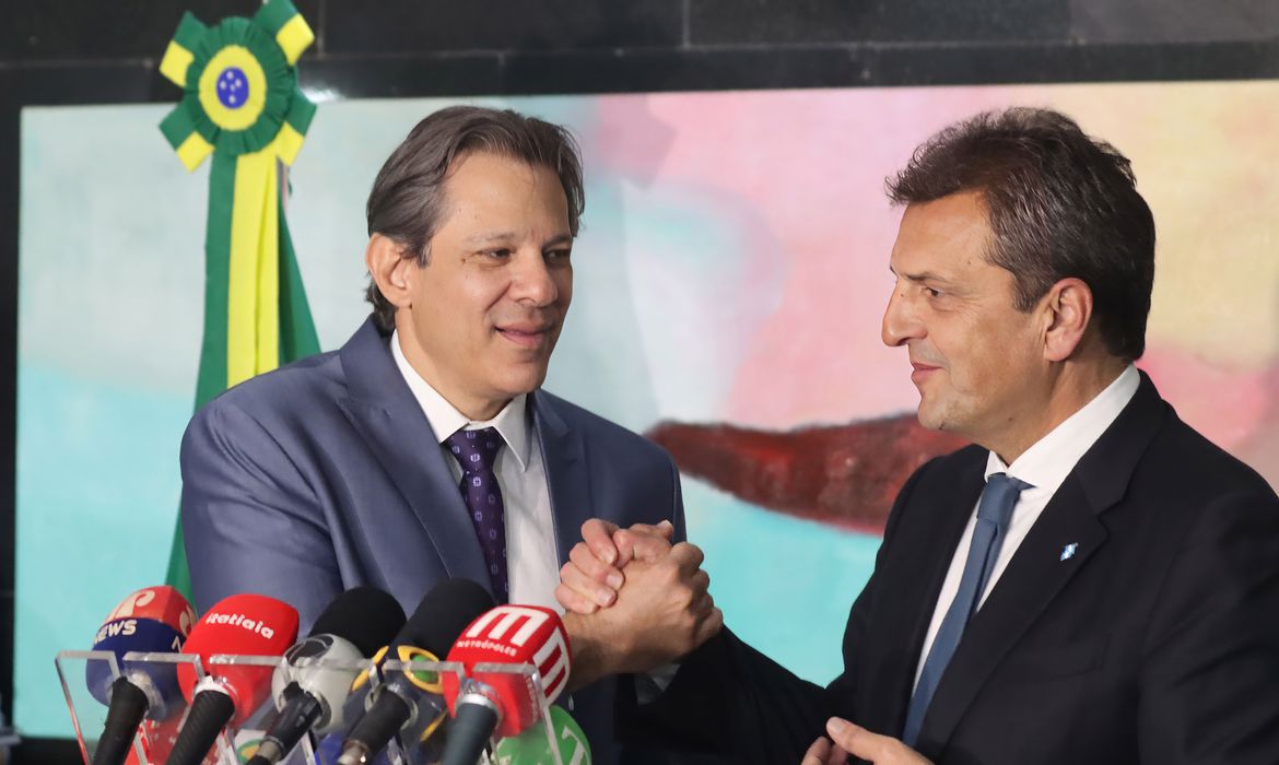 Brasil alcança 41 mercados abertos para exportação de produtos