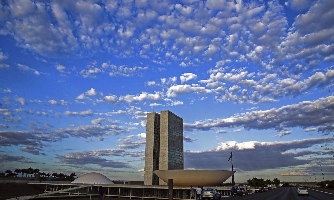 PEC da blindagem, isenção do IR e mais; a semana no Congresso