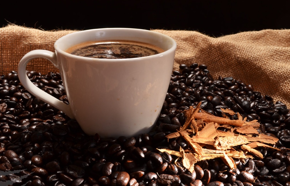 Brasil obtém receita recorde nas exportações de café e luta contra tarifaço